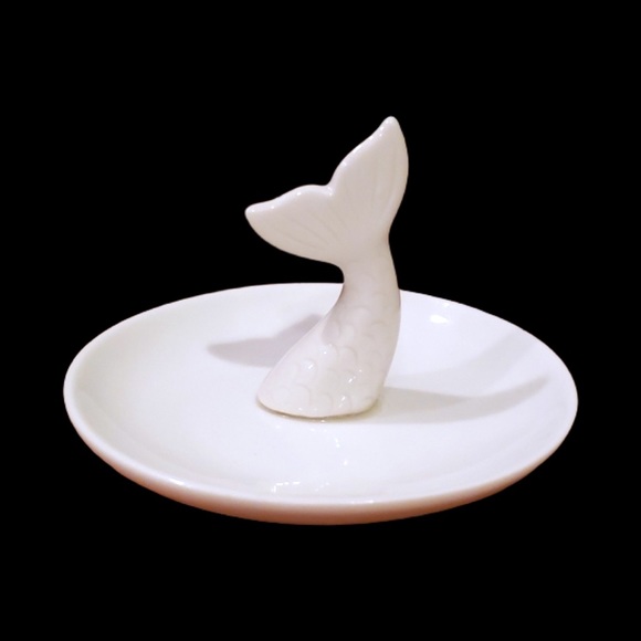 Decorative Ceramic Mermaid Ring Tray - Picture 6 of 6